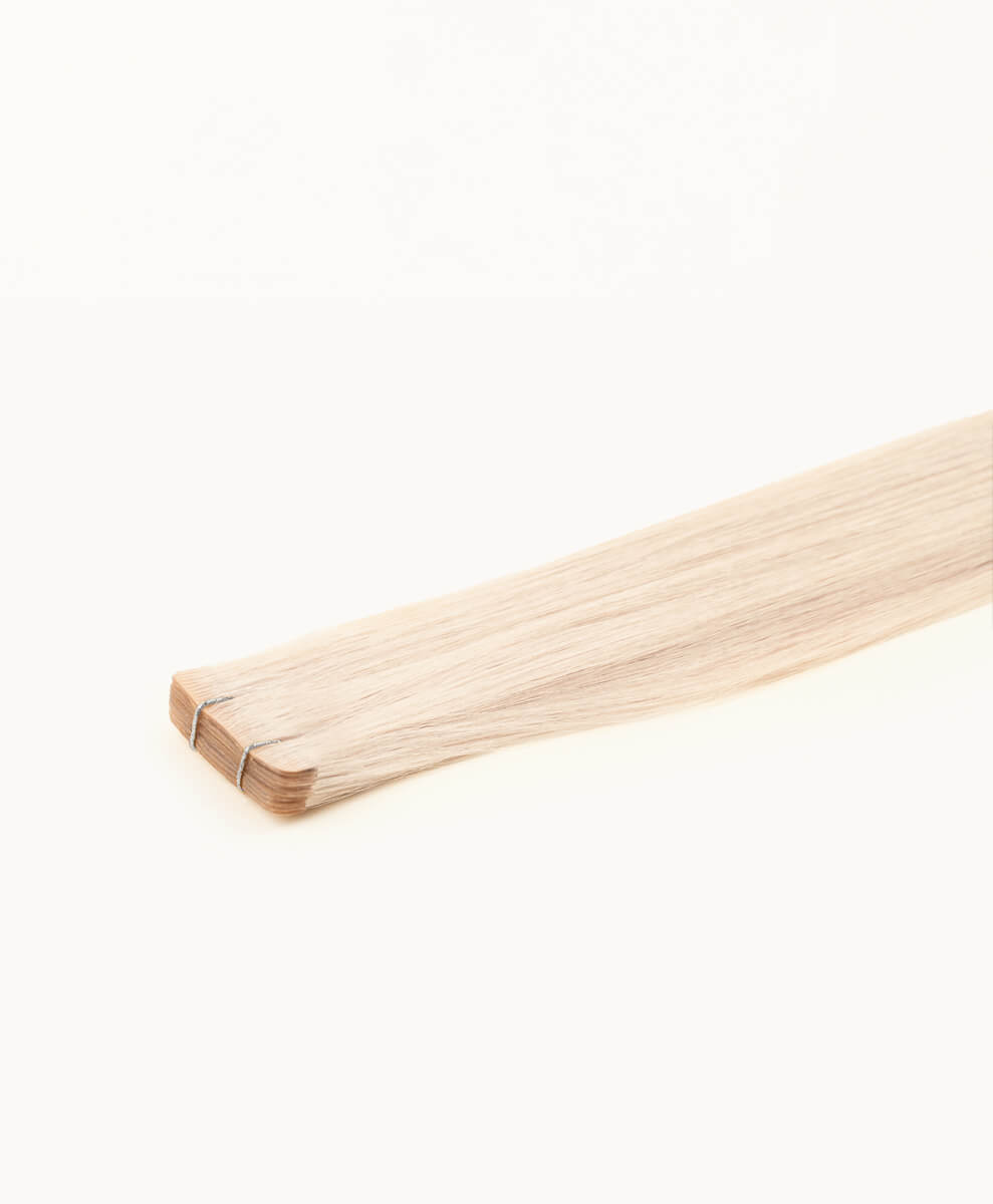 Champagne Blonde, 18" Invisible Tape In Extensions, #N27